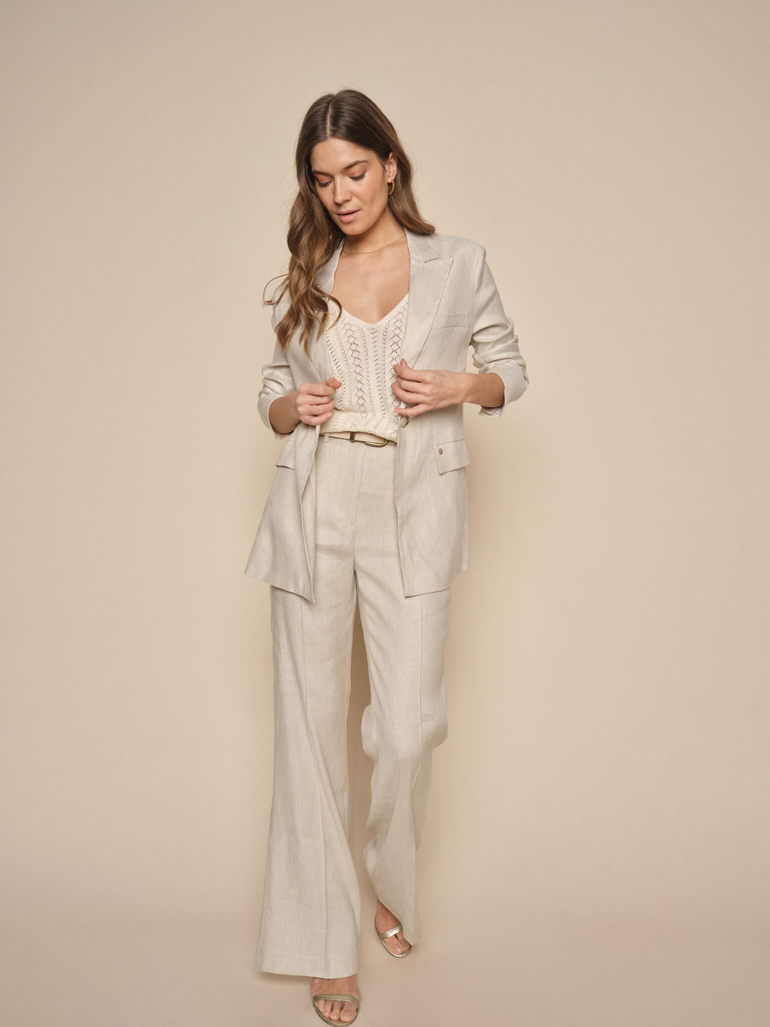 Modelshot / Ecru / Detail